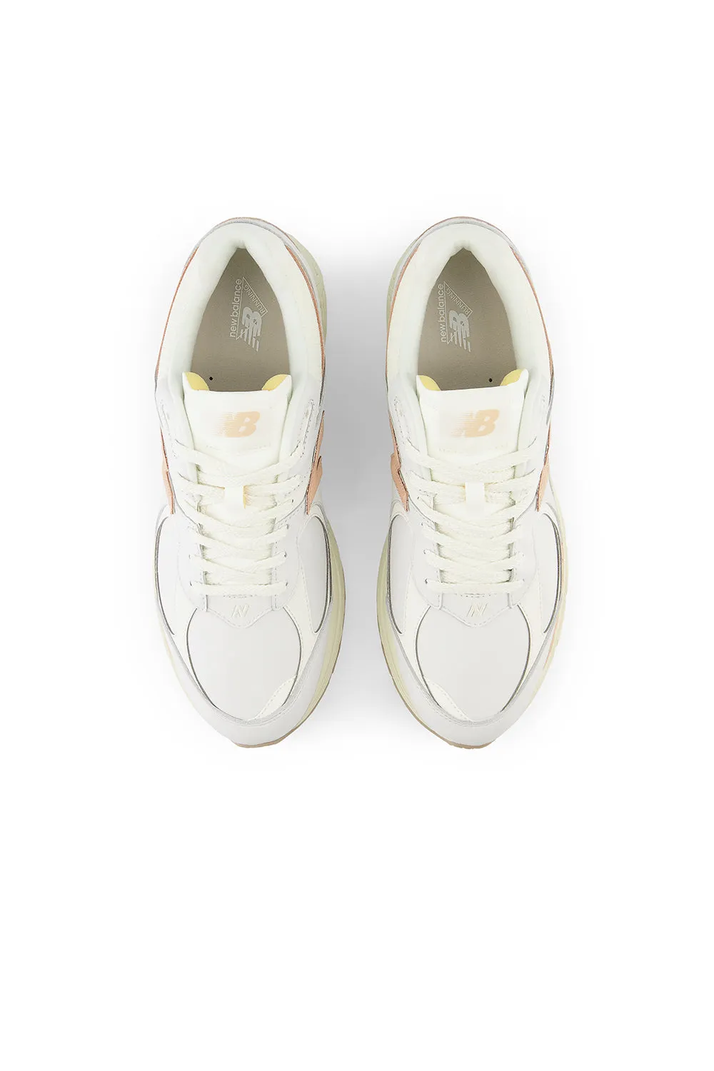 2002 Bright White/Frappe
