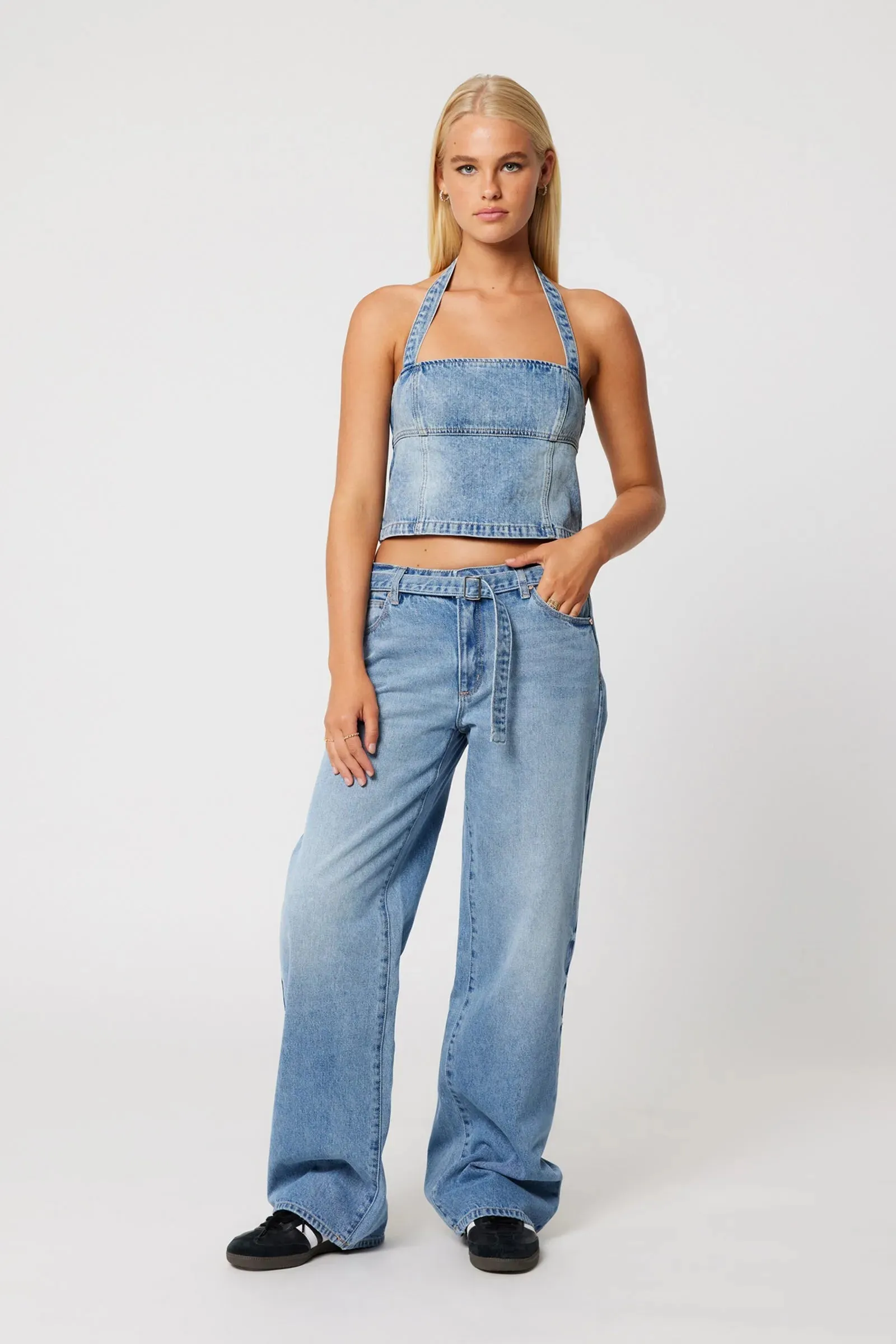 Abrand 99 Low Baggy Belt Jean - Liv - Light Vintage Indigo