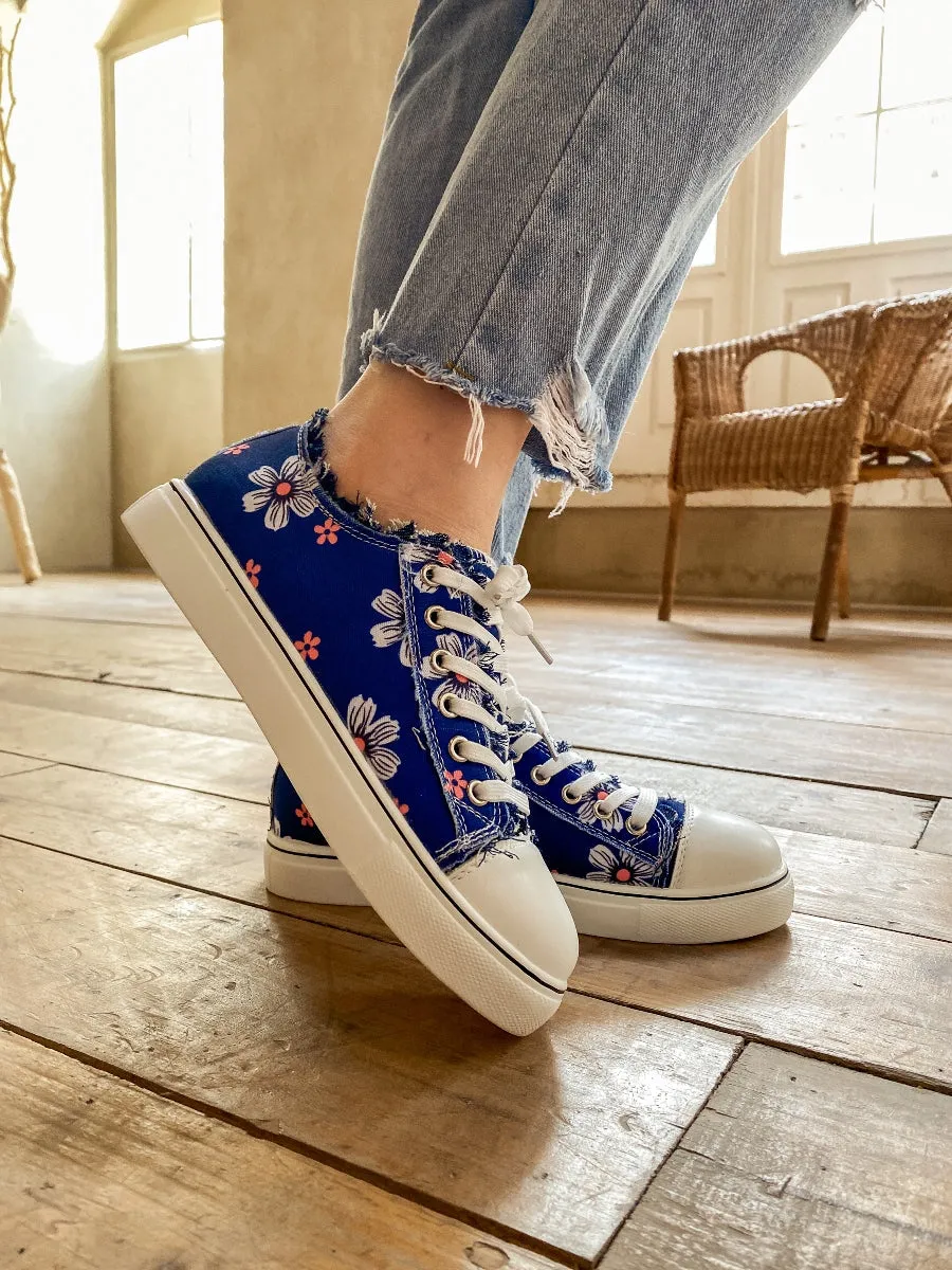 Blossom Ripped Trim Sneaker - Navy