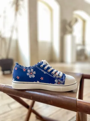 Blossom Ripped Trim Sneaker - Navy