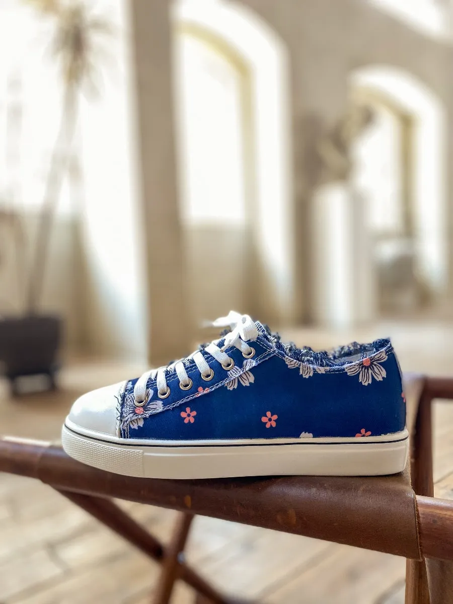 Blossom Ripped Trim Sneaker - Navy