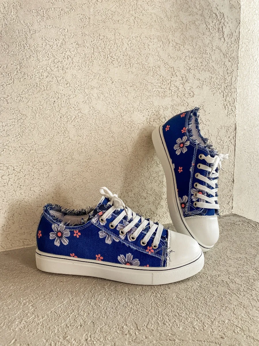 Blossom Ripped Trim Sneaker - Navy