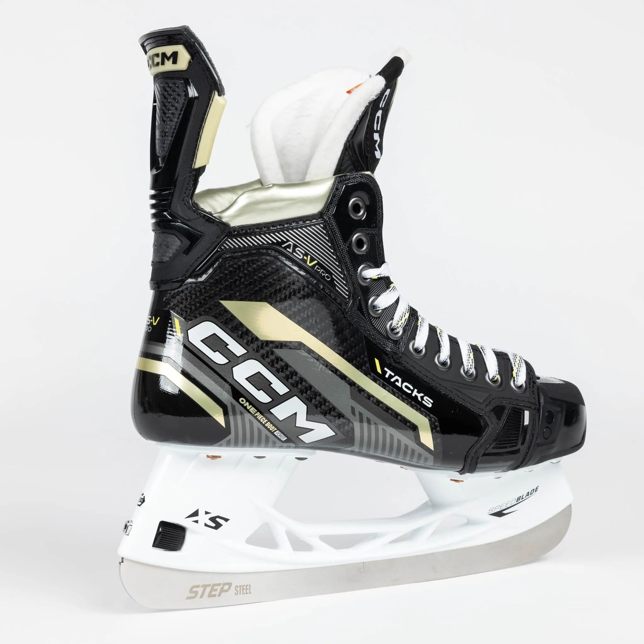 CCM Tacks AS-V Pro Intermediate Hockey Skates