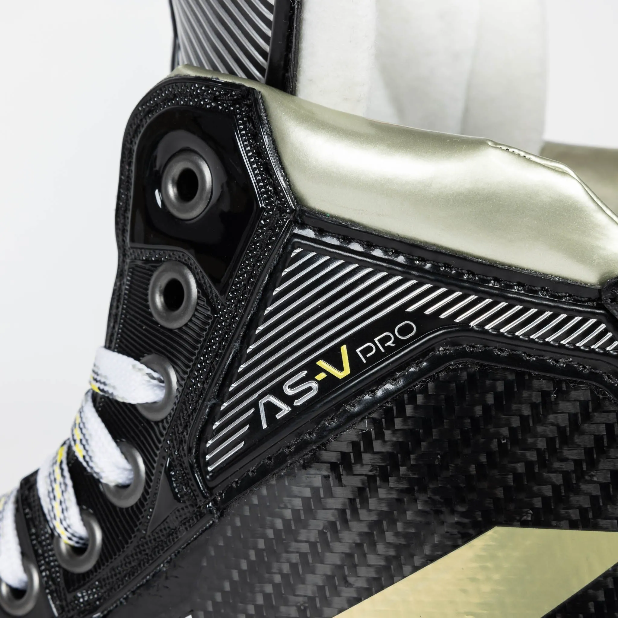 CCM Tacks AS-V Pro Intermediate Hockey Skates