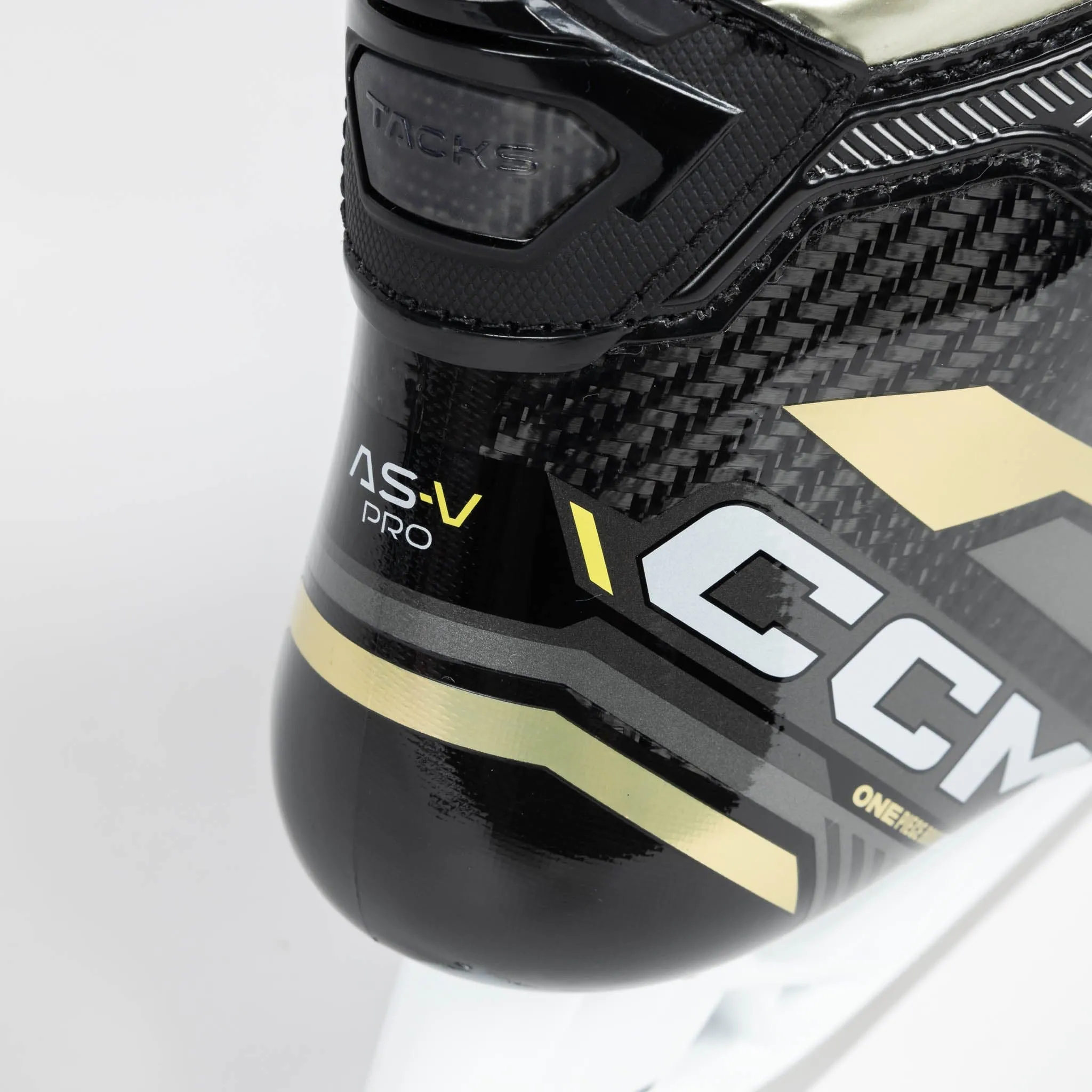 CCM Tacks AS-V Pro Intermediate Hockey Skates