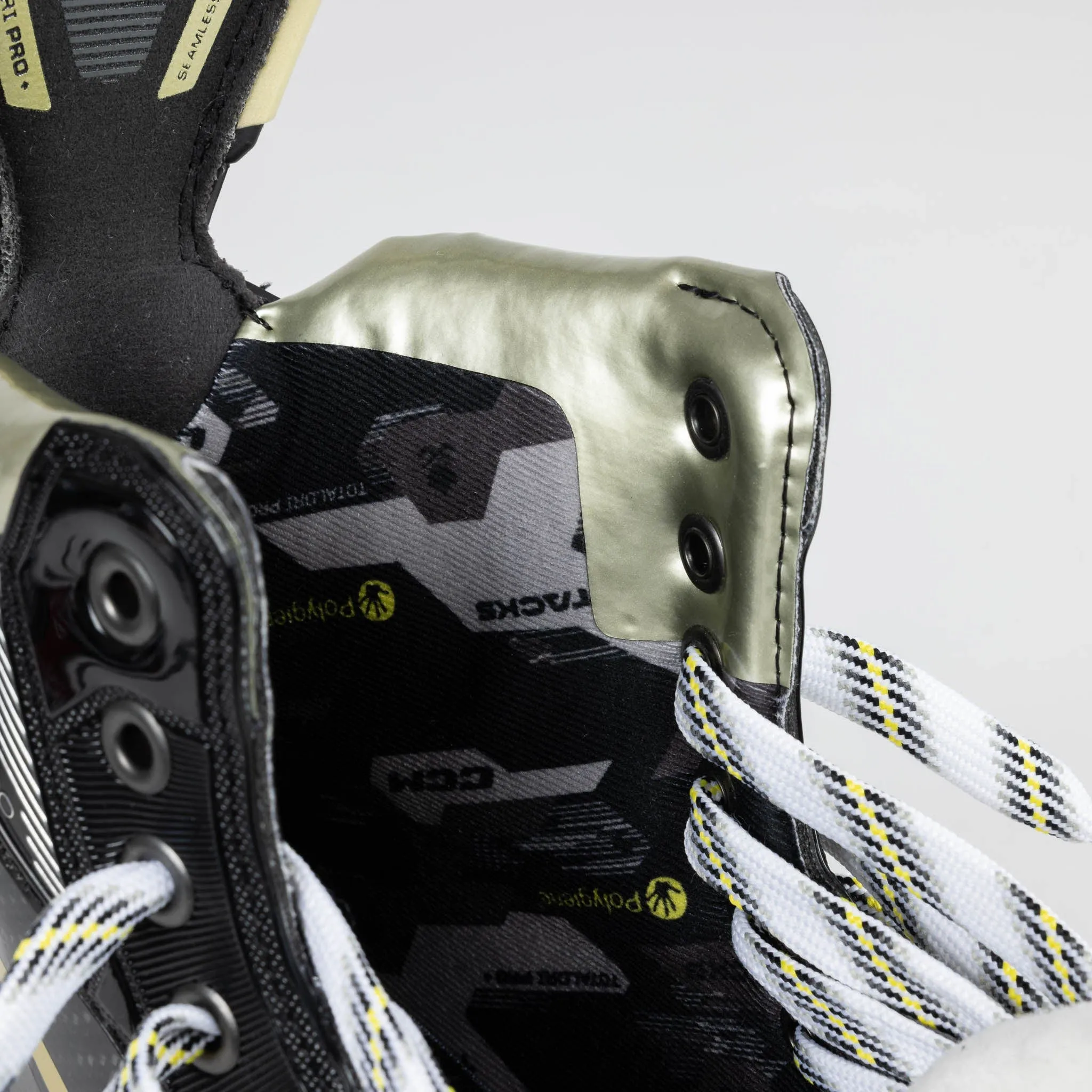 CCM Tacks AS-V Pro Intermediate Hockey Skates