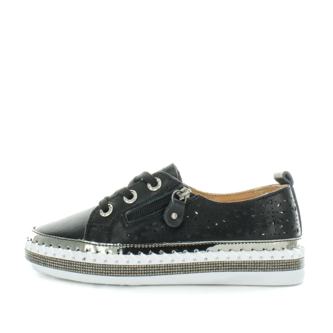Chelsy Sneakers