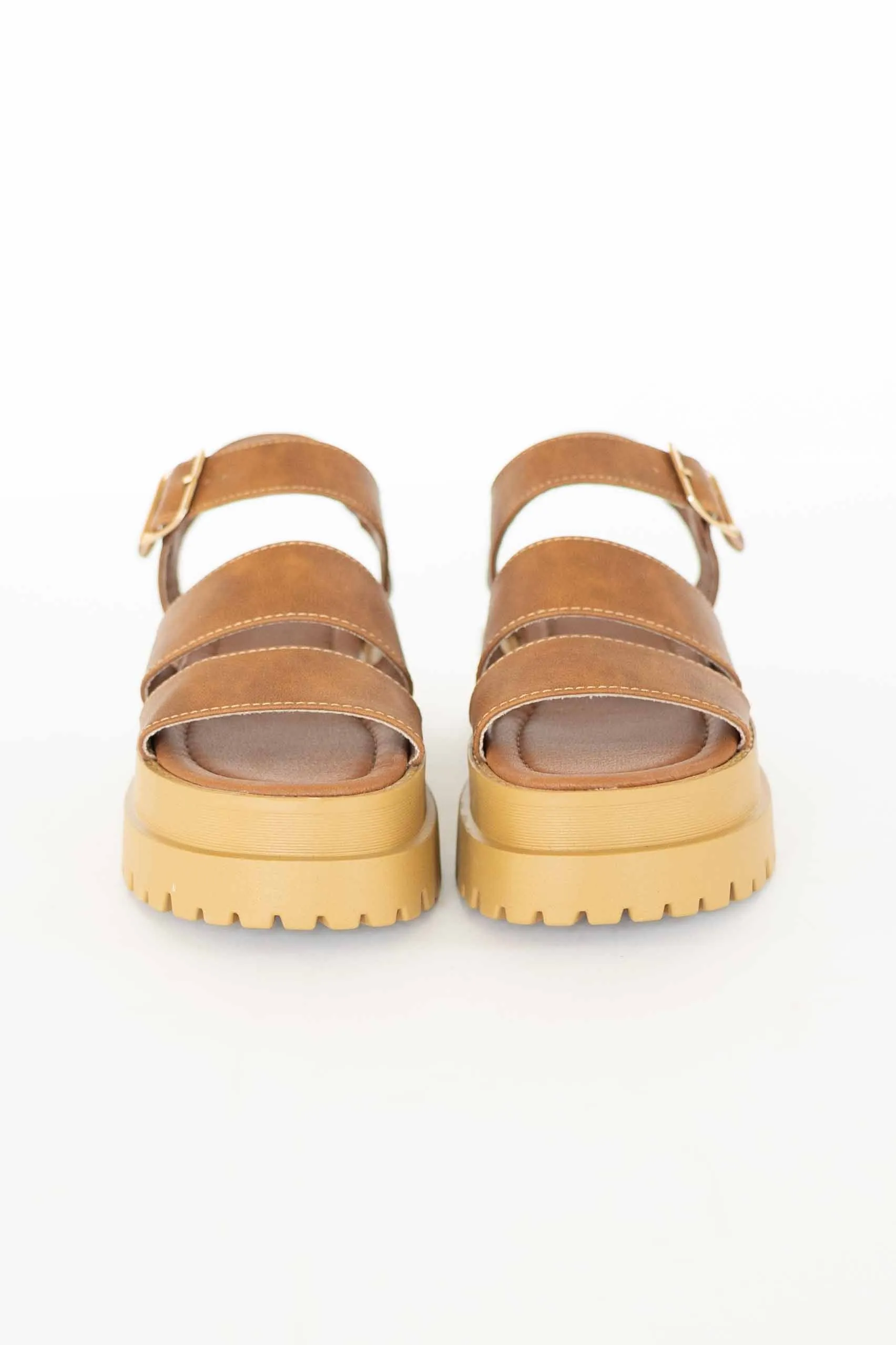 [CHINESE LAUNDRY] BADDIE SMOOTH CASUAL SANDAL