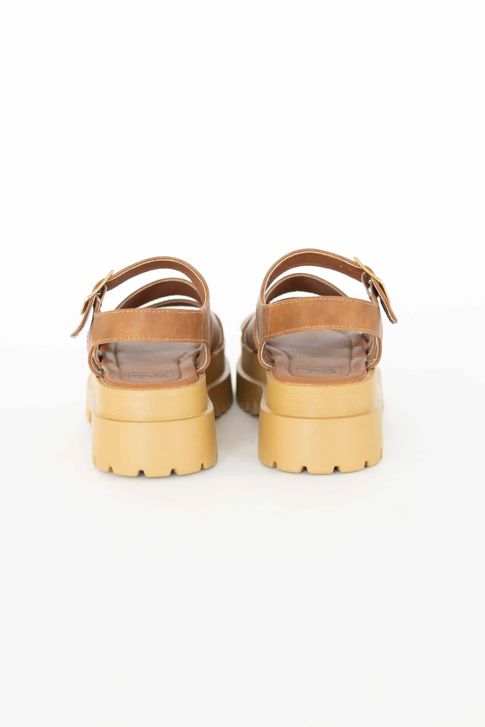 [CHINESE LAUNDRY] BADDIE SMOOTH CASUAL SANDAL
