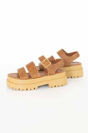 [CHINESE LAUNDRY] BADDIE SMOOTH CASUAL SANDAL