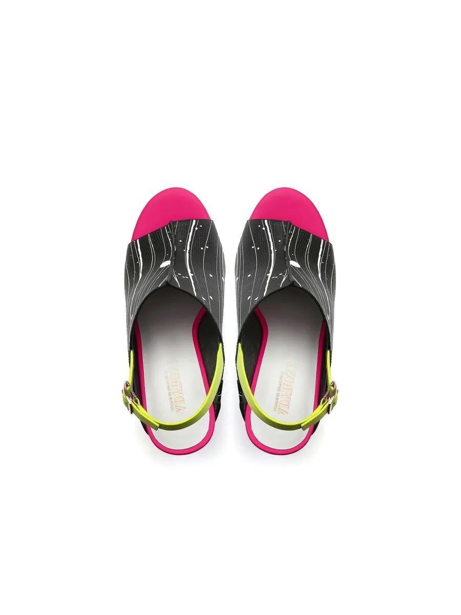 Chunky-Heel Leather Sandal - Black Pink