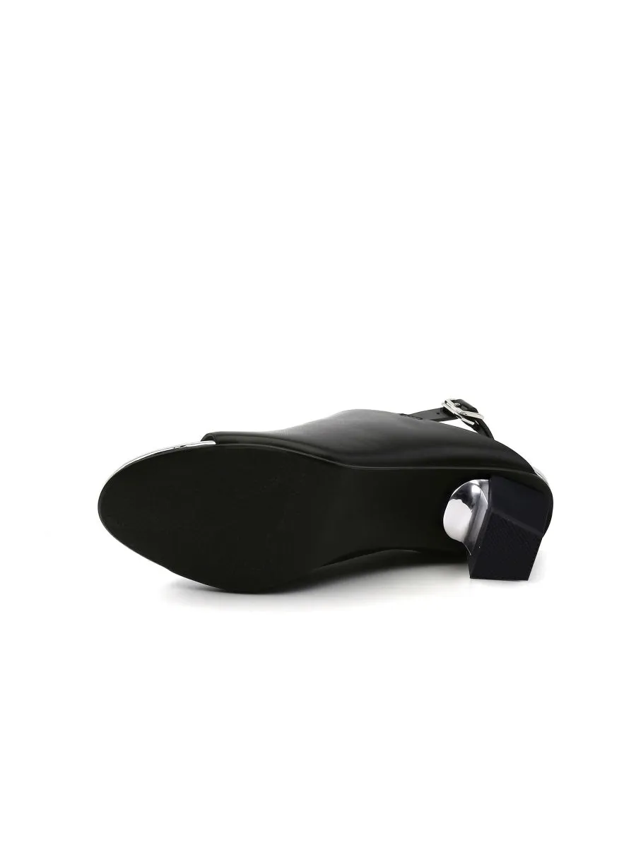 Chunky-Heel Leather Sandal - Black