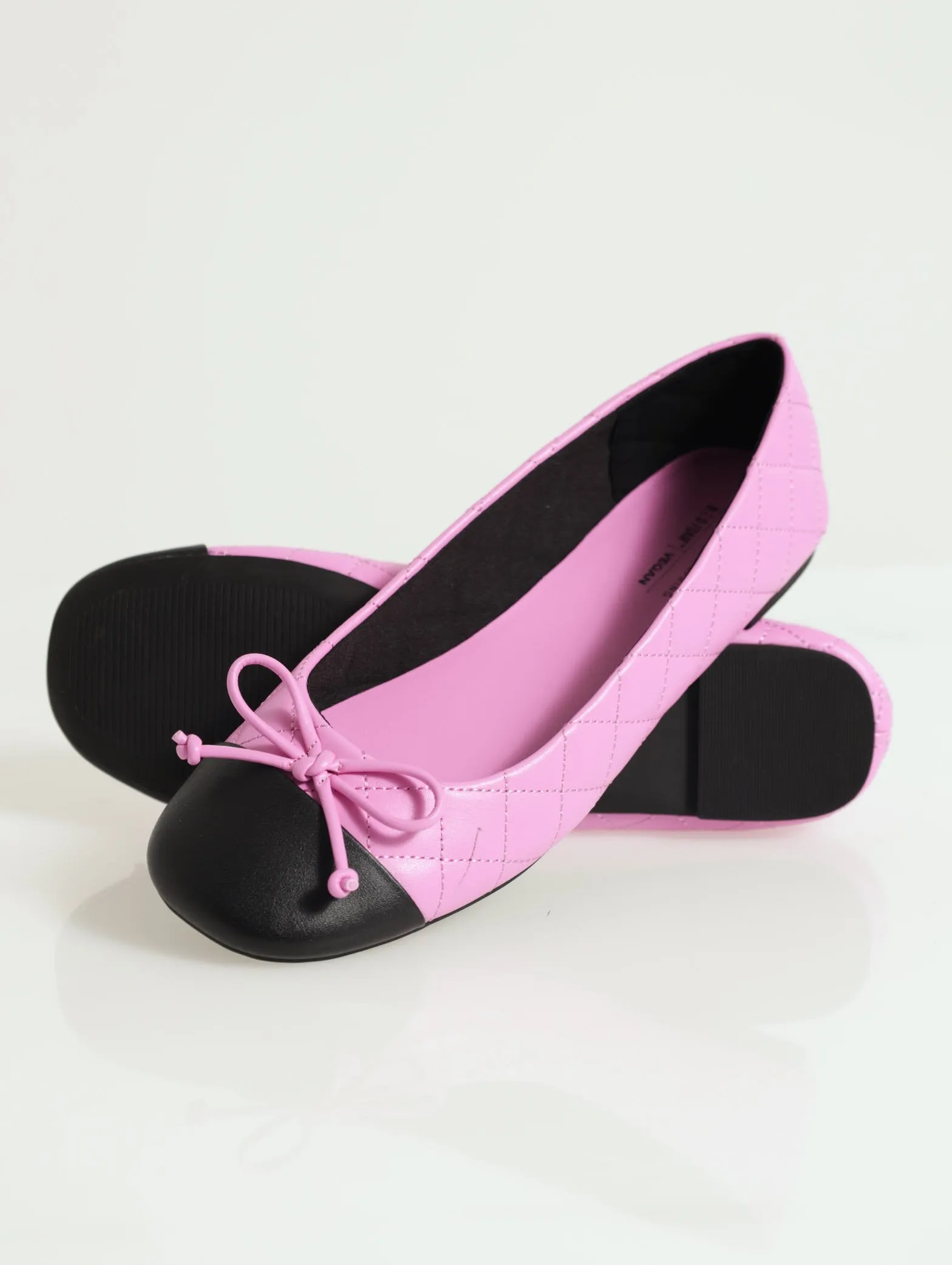 Daliliah Pump With Jewel Trim - Pink