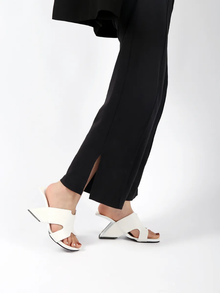 Given Cream Leather Open Toe Slide