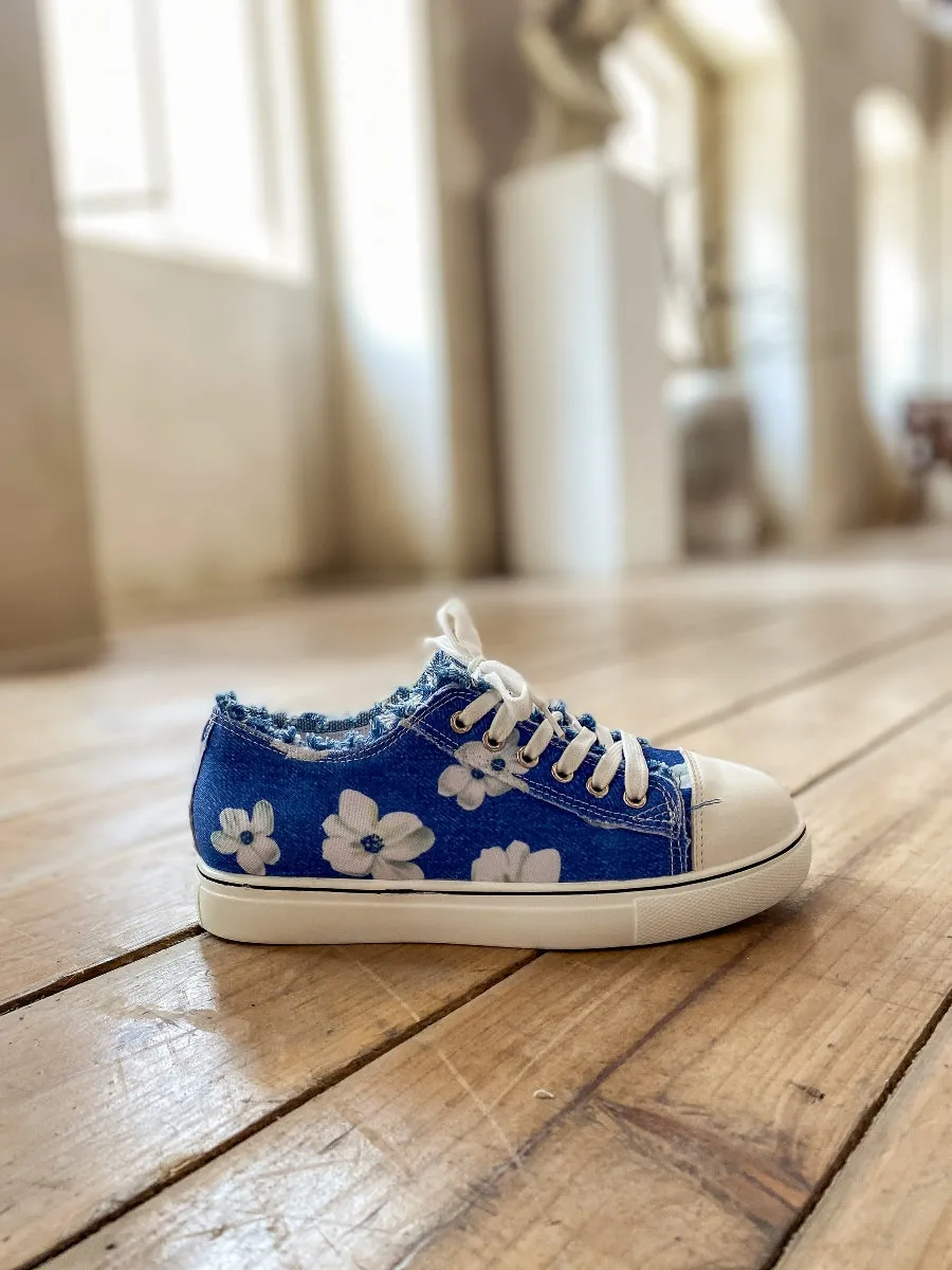 Lily Print Ripped Trim Sneaker - Blue