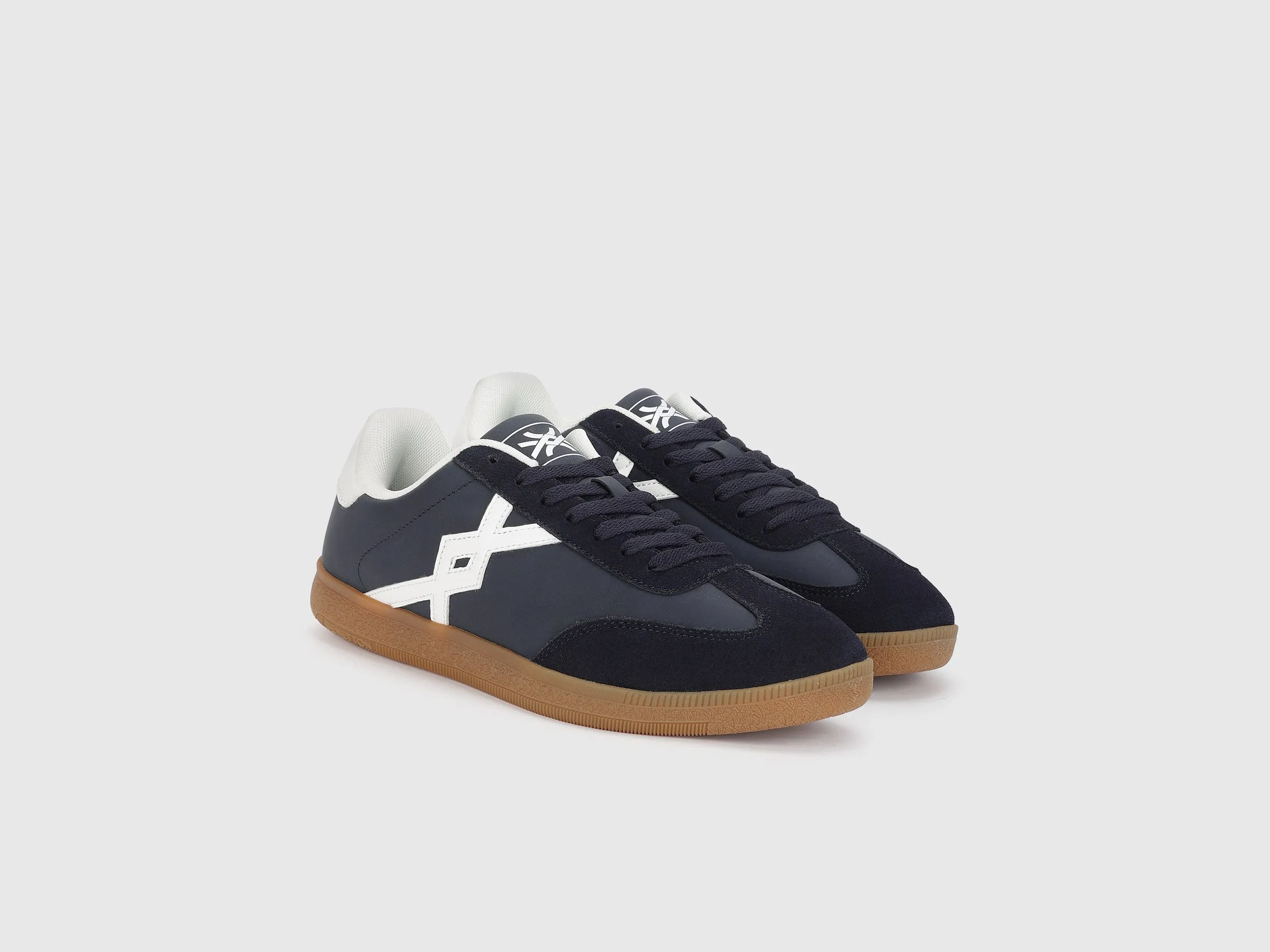 Men PU Suede Sneakers