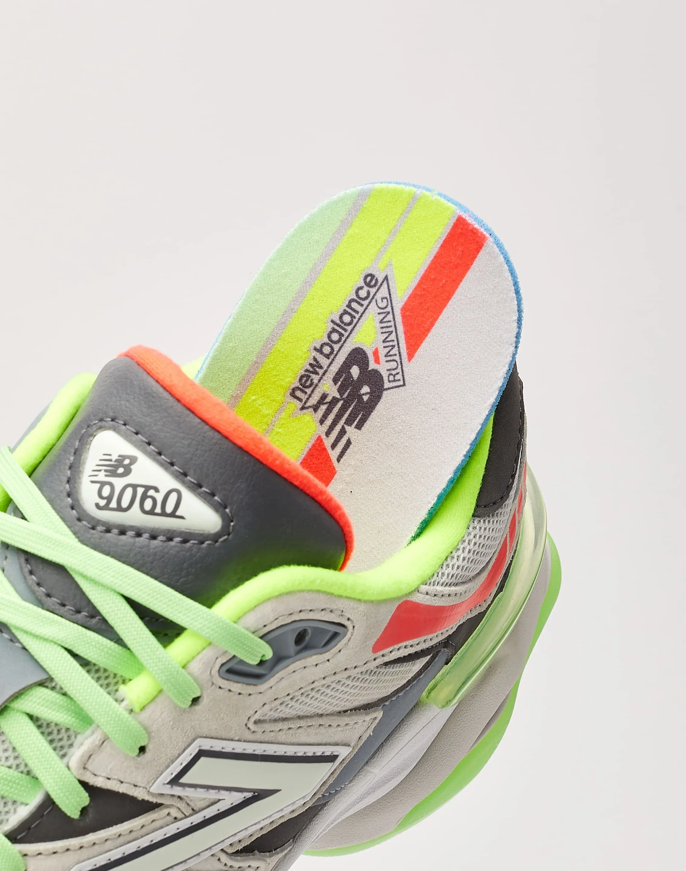 New Balance 9060 ‘Glow'