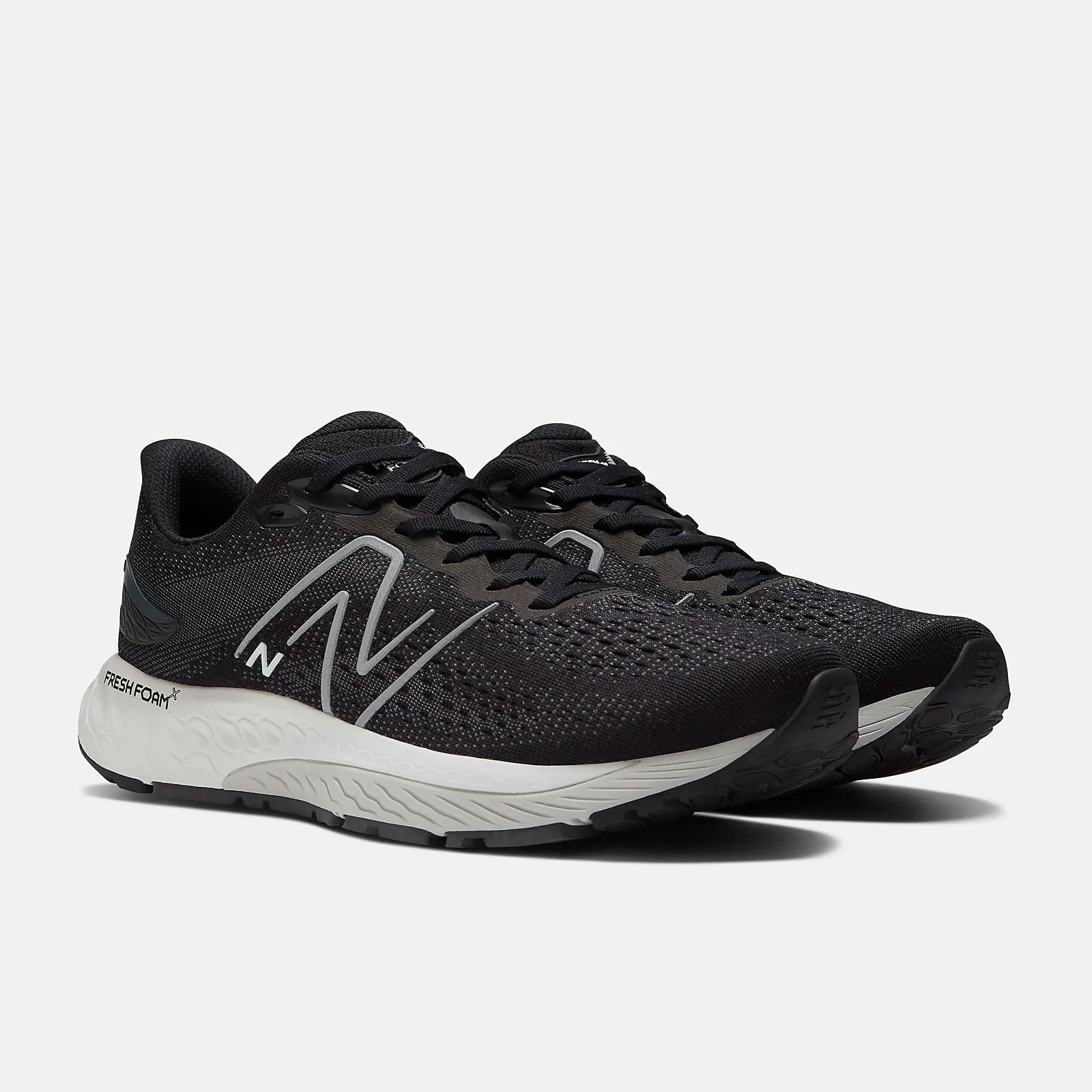 NEW BALANCE M880 2E MENS RUNNING SHOES
