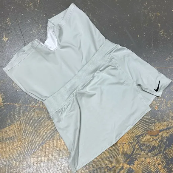 Nike Court Skirt 2 in 1 Compression Shorts Sage Green Large Ace Tennis NY