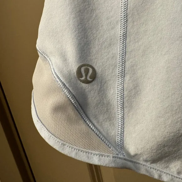 NWOT Lululemon Hotty Hot High-Rise Lined Short 2.5&quot;, Windmill