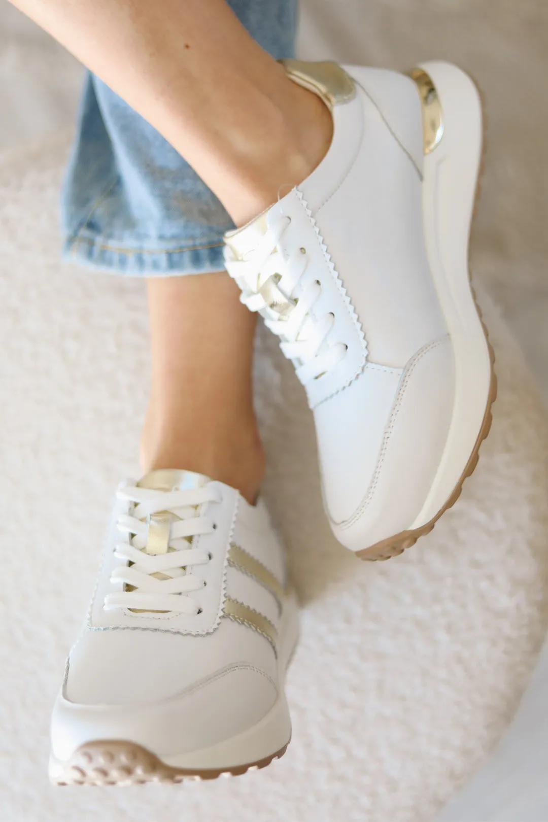 Paxton White   Gold