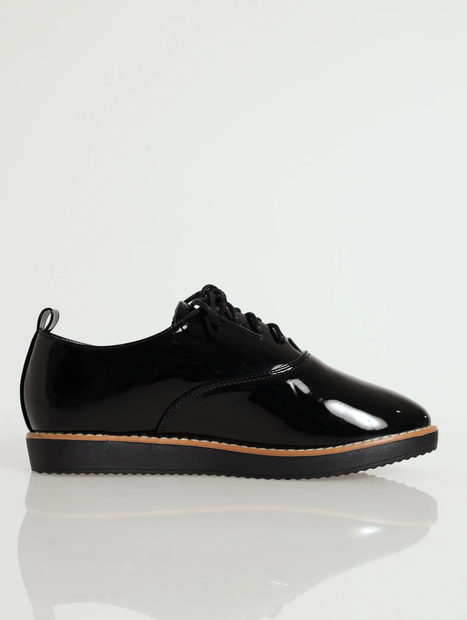 Plain Lace-Up Oxford Shoe - Black
