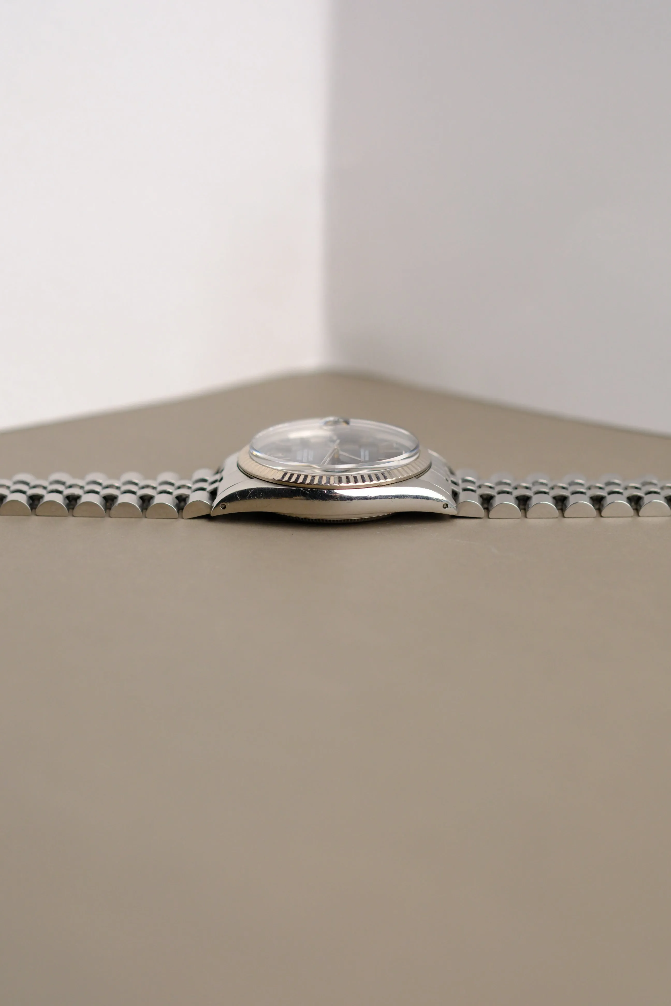 Rolex Datejust 16014 Black Glossy Dial w/Light Cream Patina - 1984