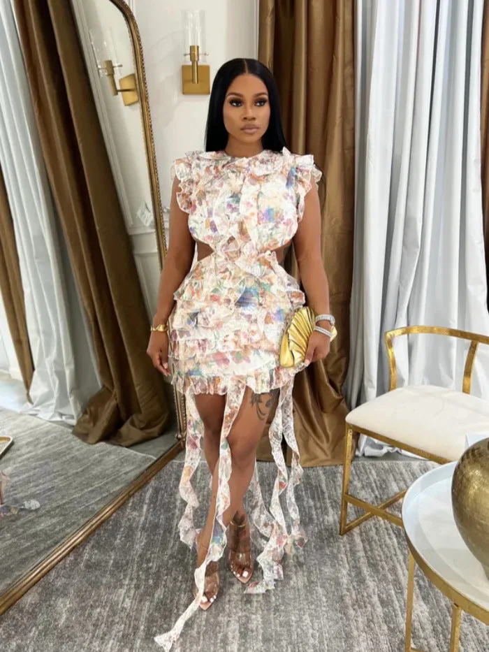 Romantic Floral Ruffle Mini Dress with Wave Edge and Cutout Details
