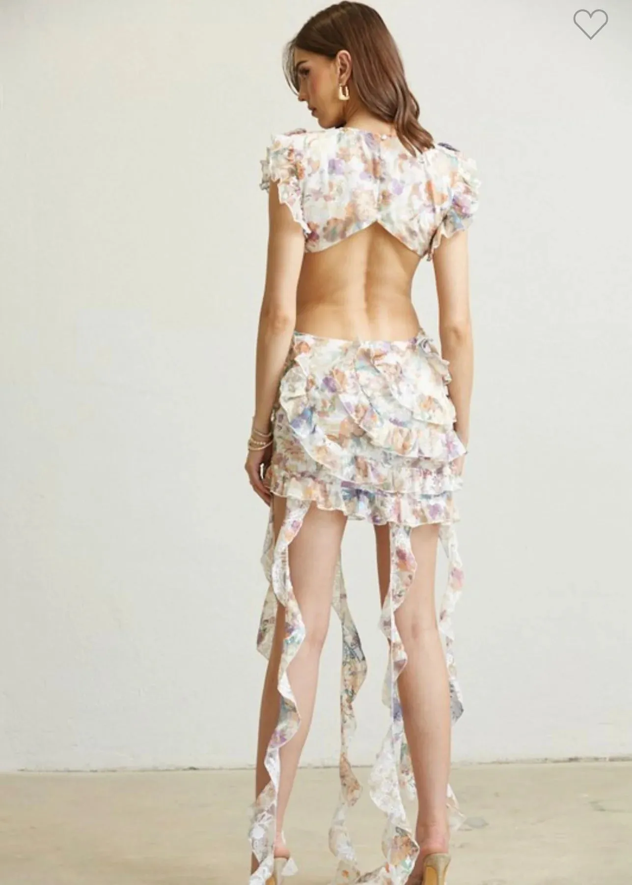 Romantic Floral Ruffle Mini Dress with Wave Edge and Cutout Details
