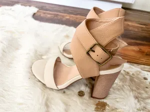 SCARLETT BLOCK HEELED SANDAL - BEIGE