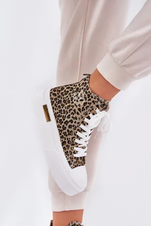Sneakers Step in style