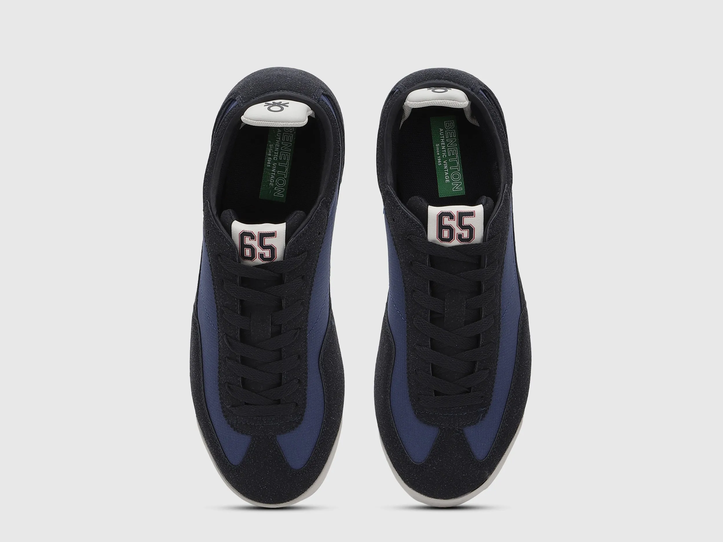 Solid Pattern Lace-Up Sneakers