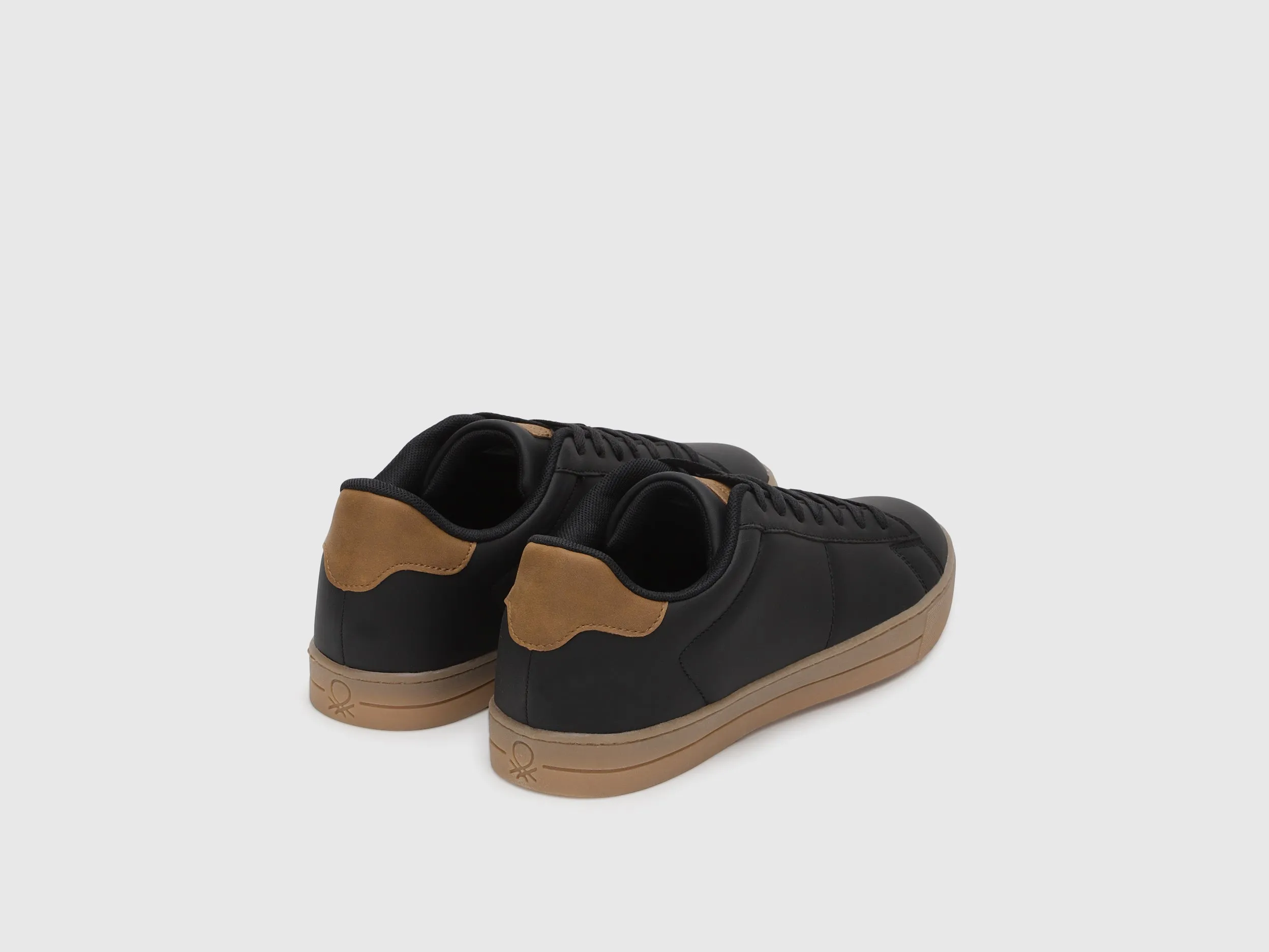 Solid Pattern Lace-Up Sneakers