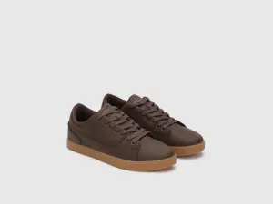 Solid Pattern Lace-Up Sneakers