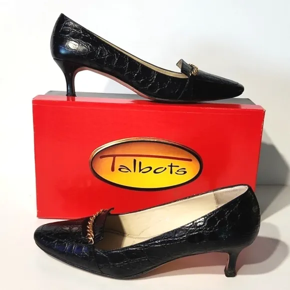 Talbots Black Leather Croc Embossed Gold Chain Detail Heels Size 8 W