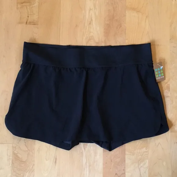 TITLE NINE | Bonded Ultralight Running Skort - Solid Black