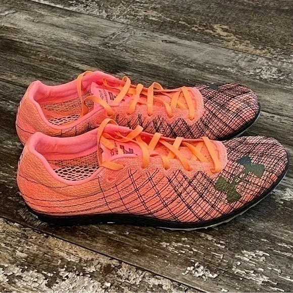 Under Armour Hovr Shakedown Dark Sky Distance Track Spike Cleats 3026064-001 NEW
