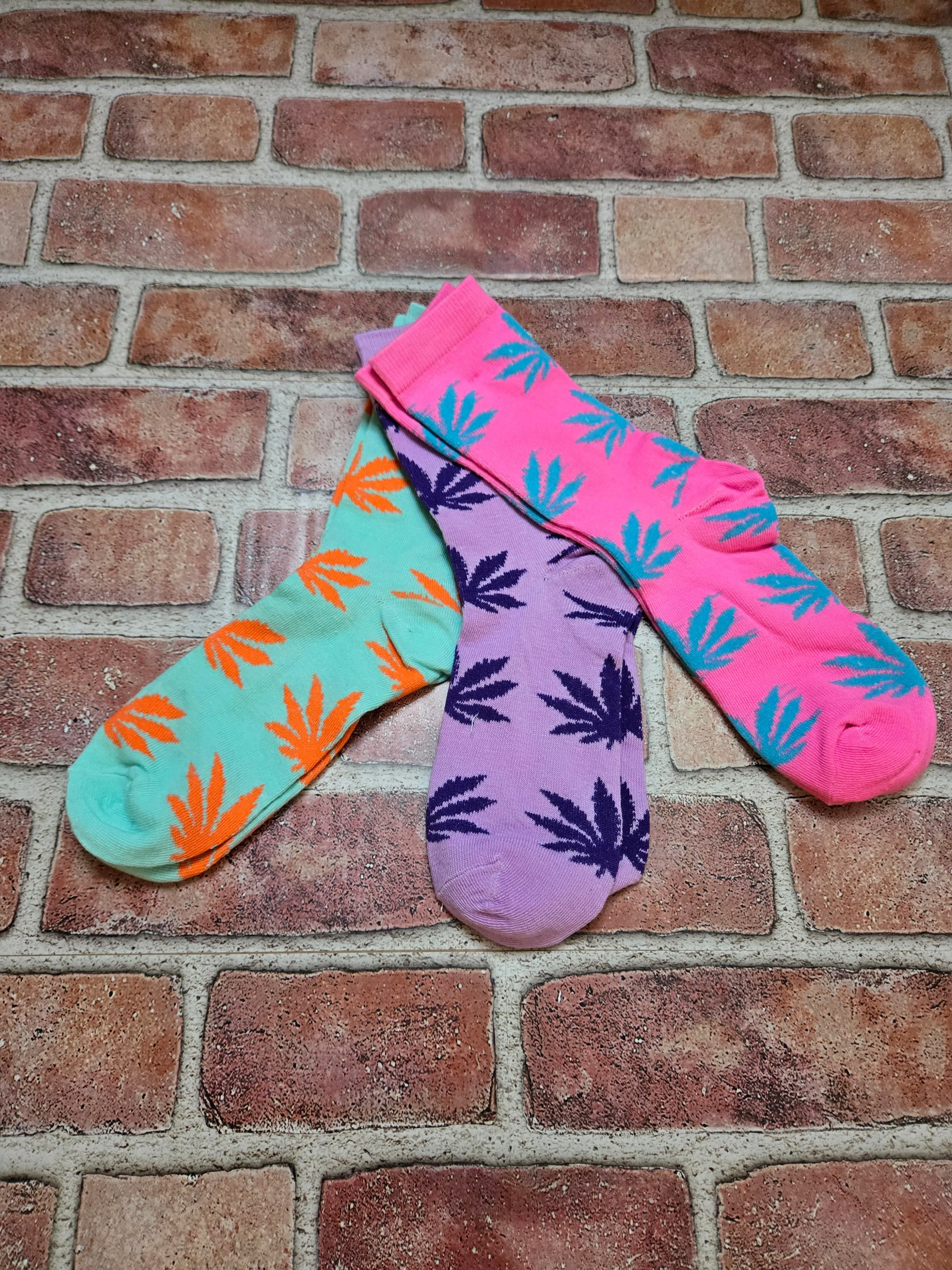 Weed Leaf Socks