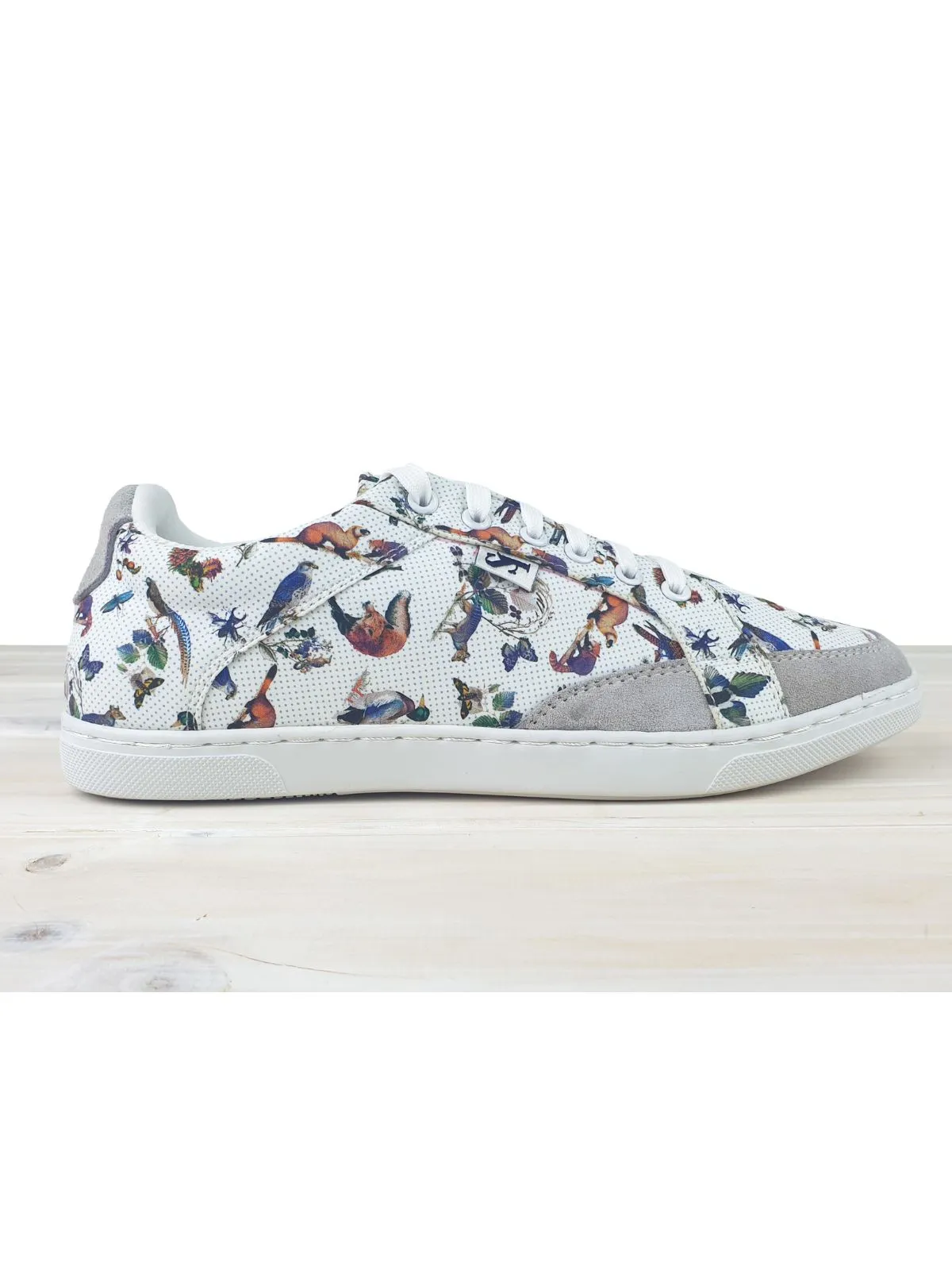 Wild Abstract Shoe - White/Grey