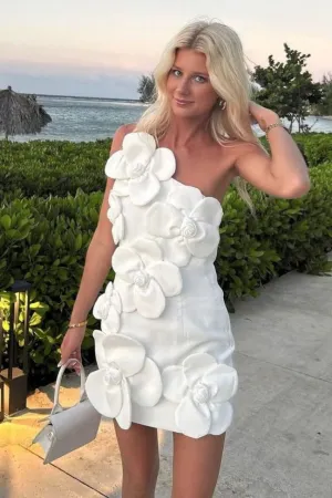 Wreya Flower Halter Neck Dress