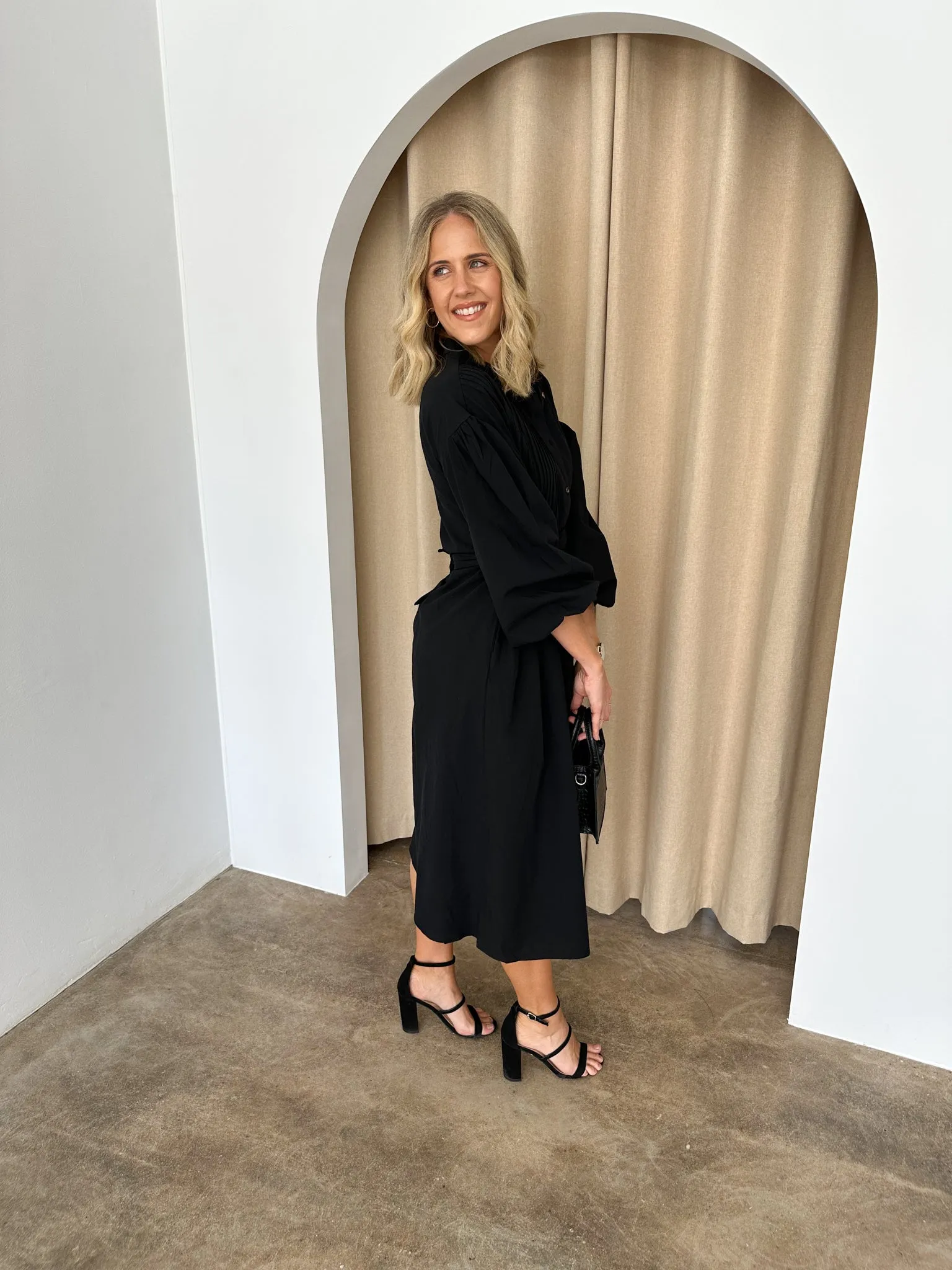 Zen Midi Dress- Black