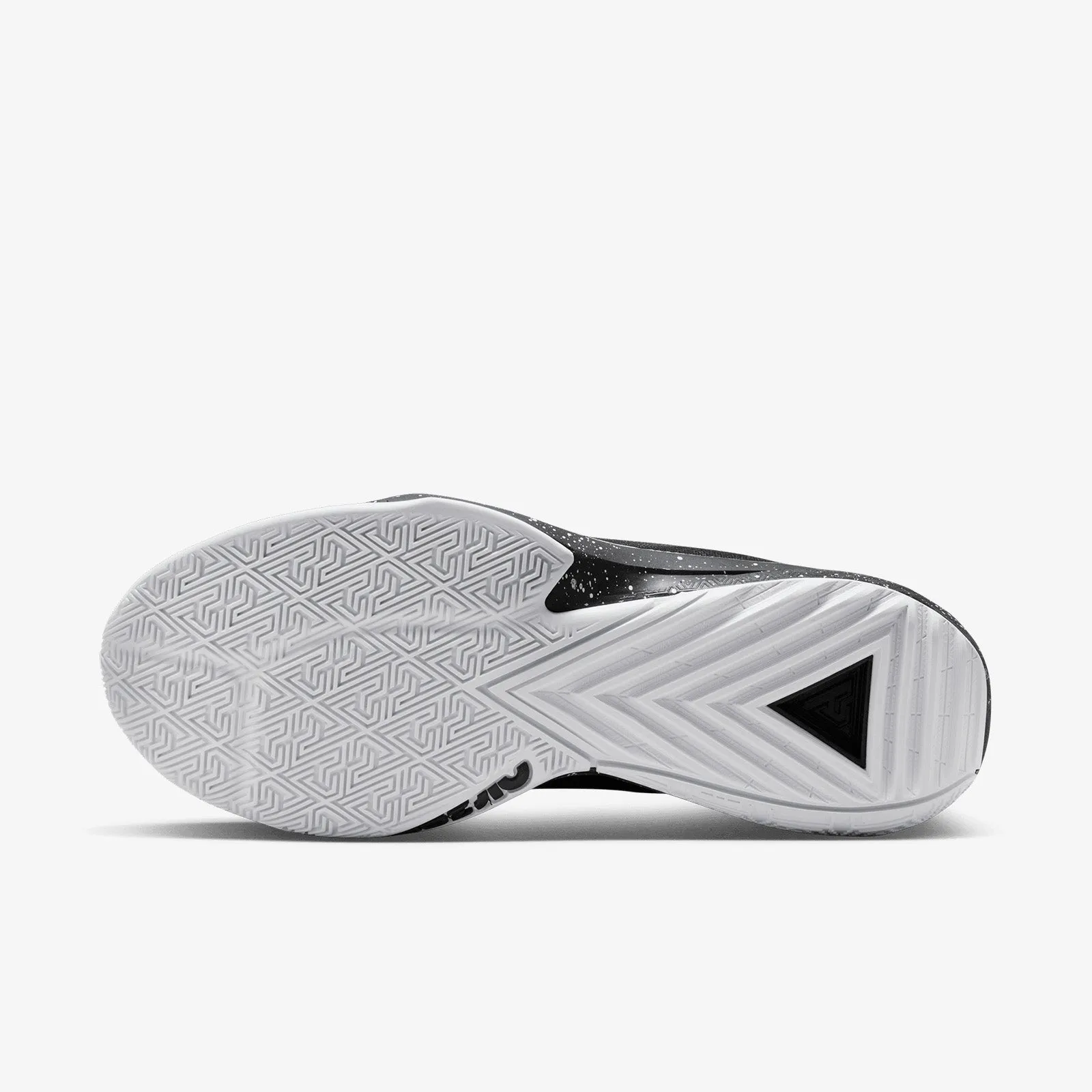 Zoom Freak 5 - Black/White